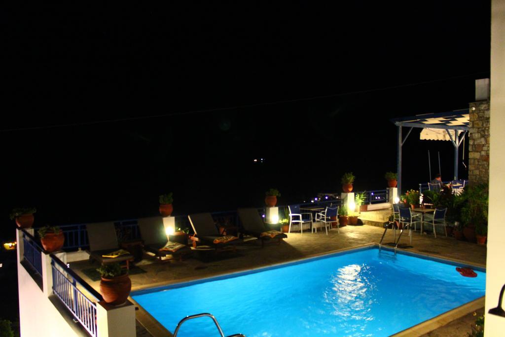 Prapas Apartment *
